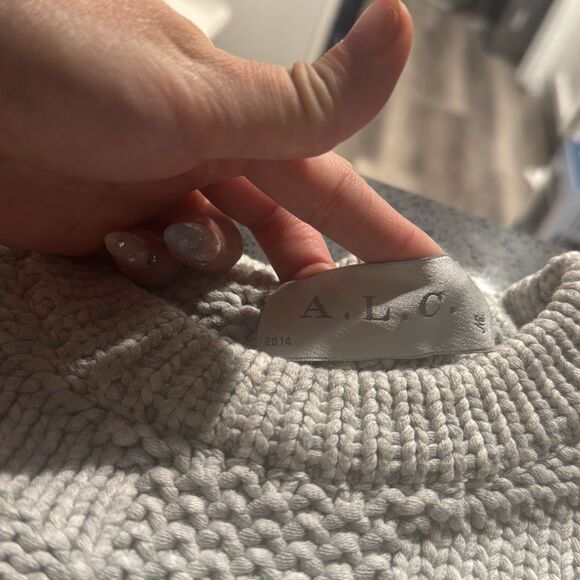 A.L.C. Crewneck Chunky Knit Pullover Sweater Gray Womens EUC Size Small - Picture 3 of 7